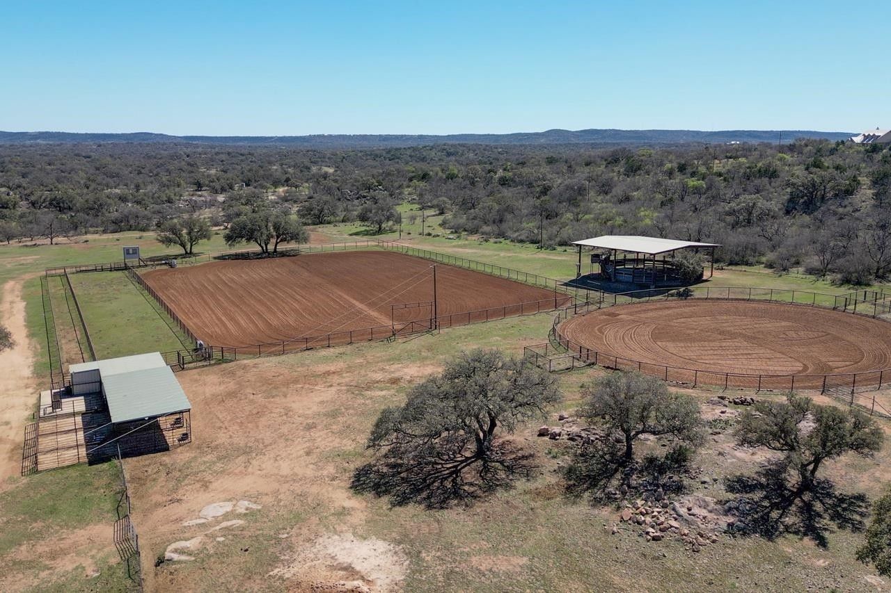 17.4 acres in Llano County, Texas