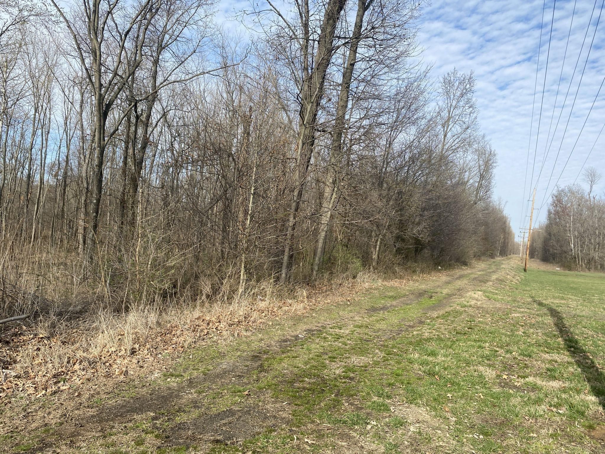 27 acres in Franklin County, Illinois