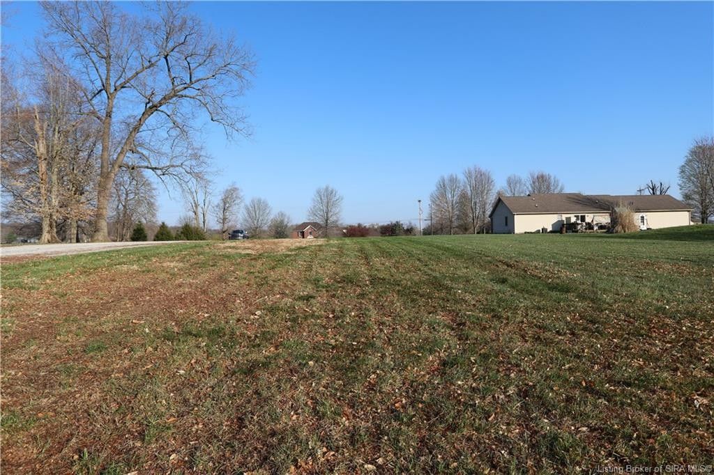 1 acres in Clark County, Indiana