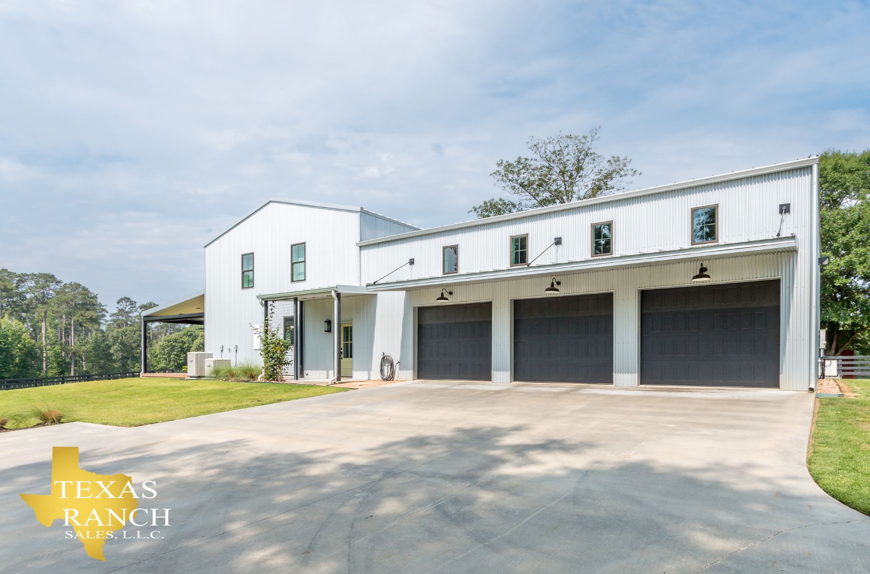 27 acres in Brookeland, TX, 75931