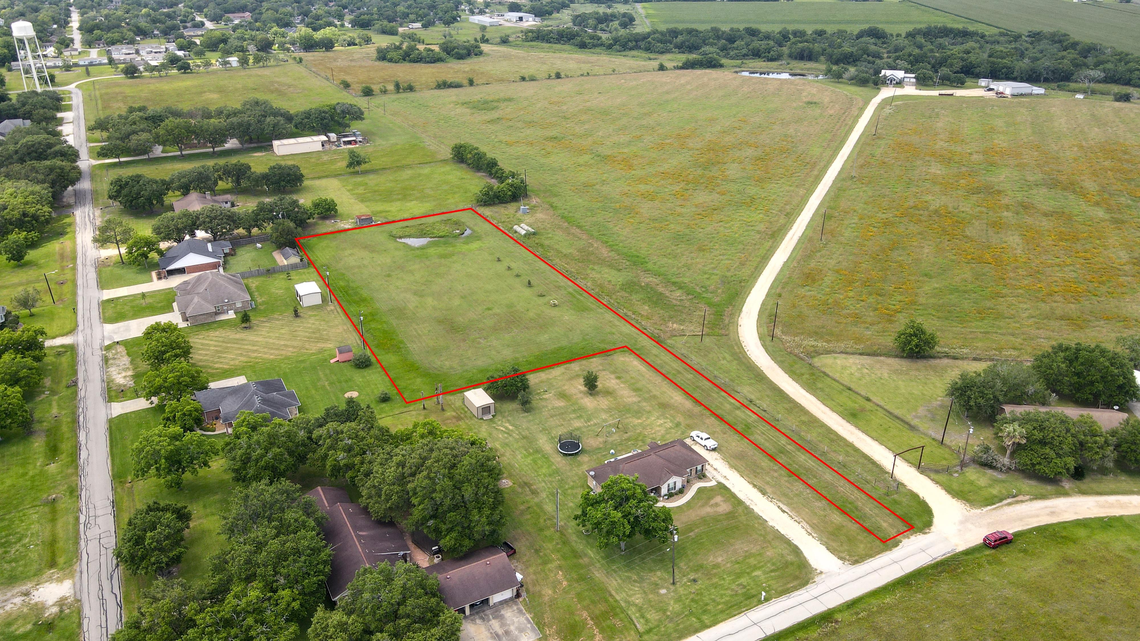 2 acres in Jackson County, Texas