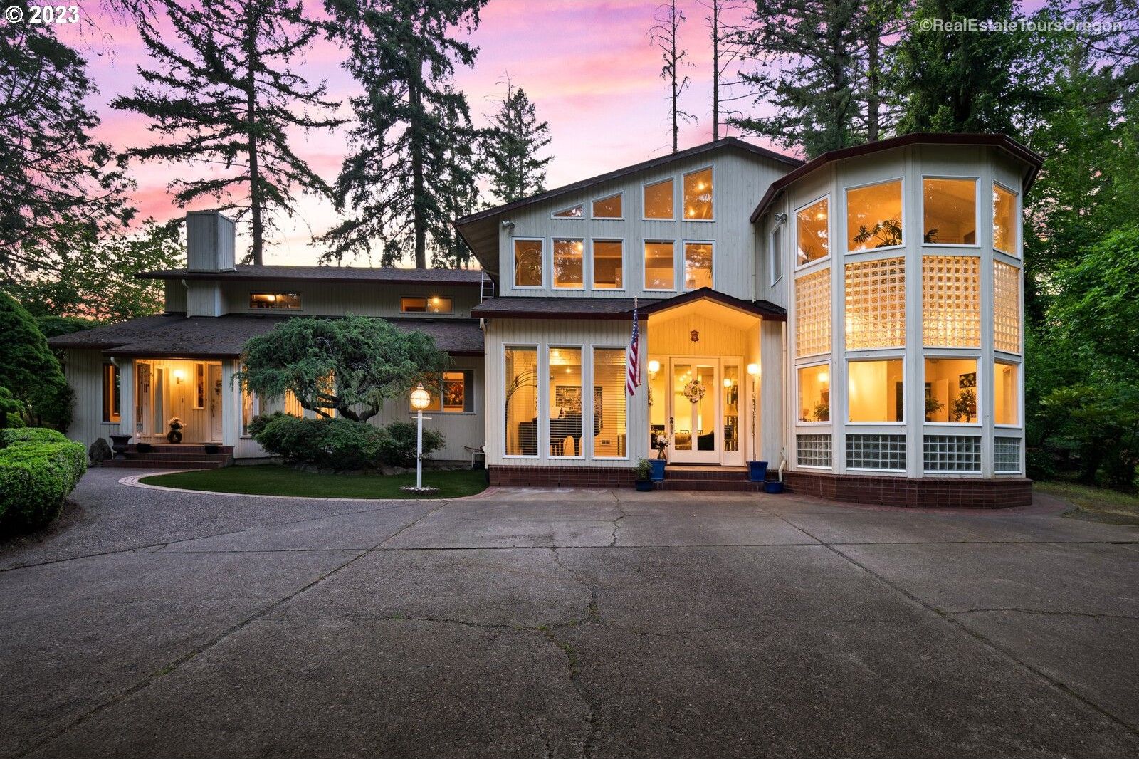 5.92 acres in Washington County, Oregon