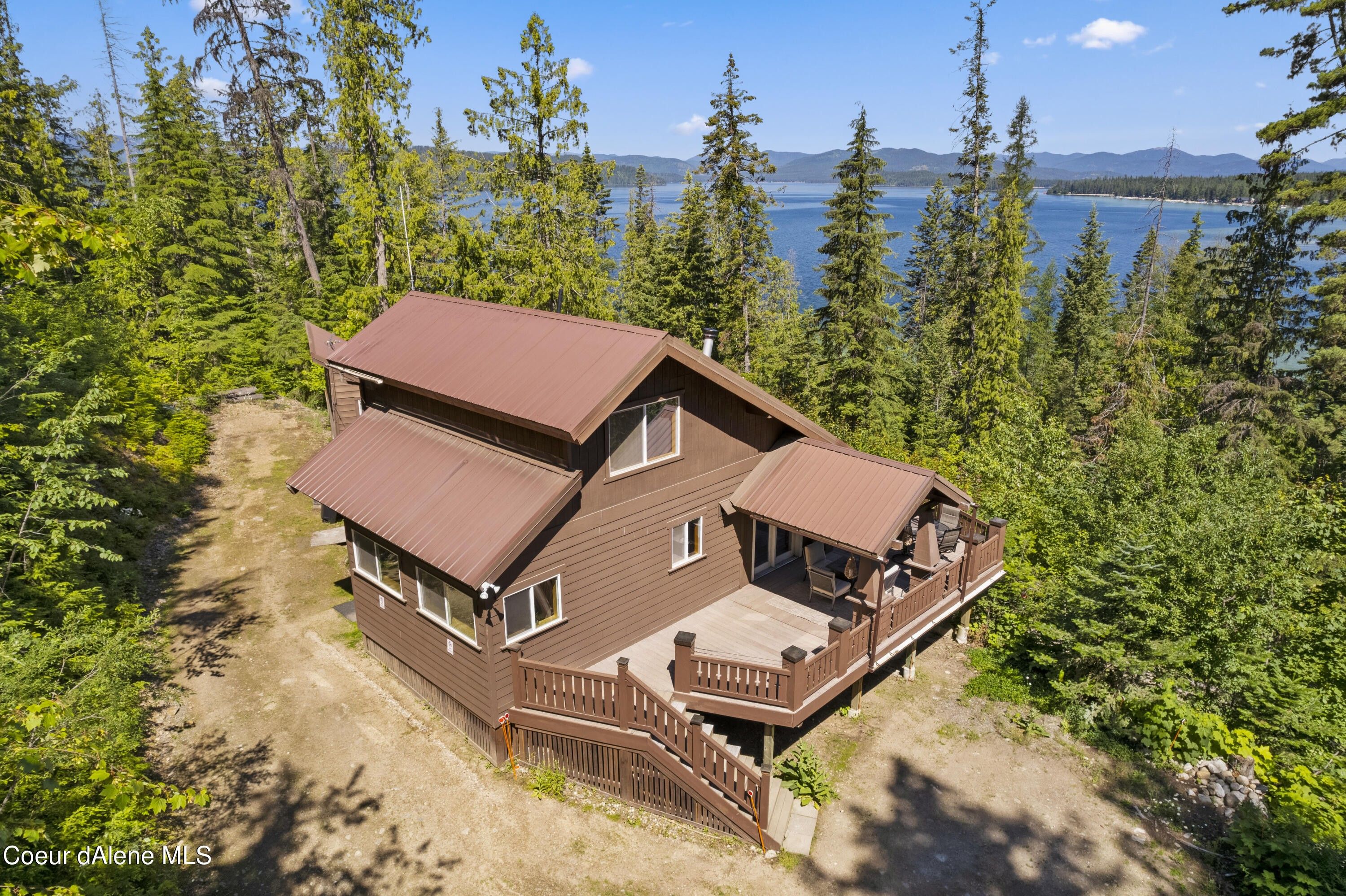 MultiLevel, MultiLevel Residential Waterfront Secondary Coolin, ID