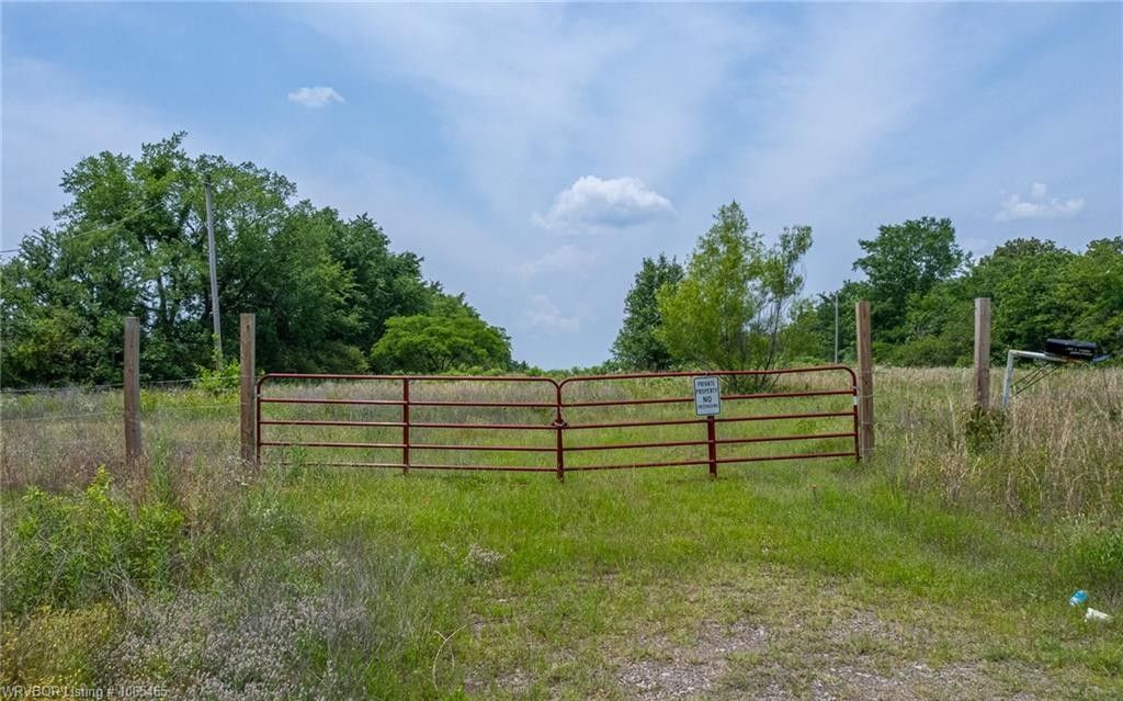 35 acres in Sequoyah County, Oklahoma
