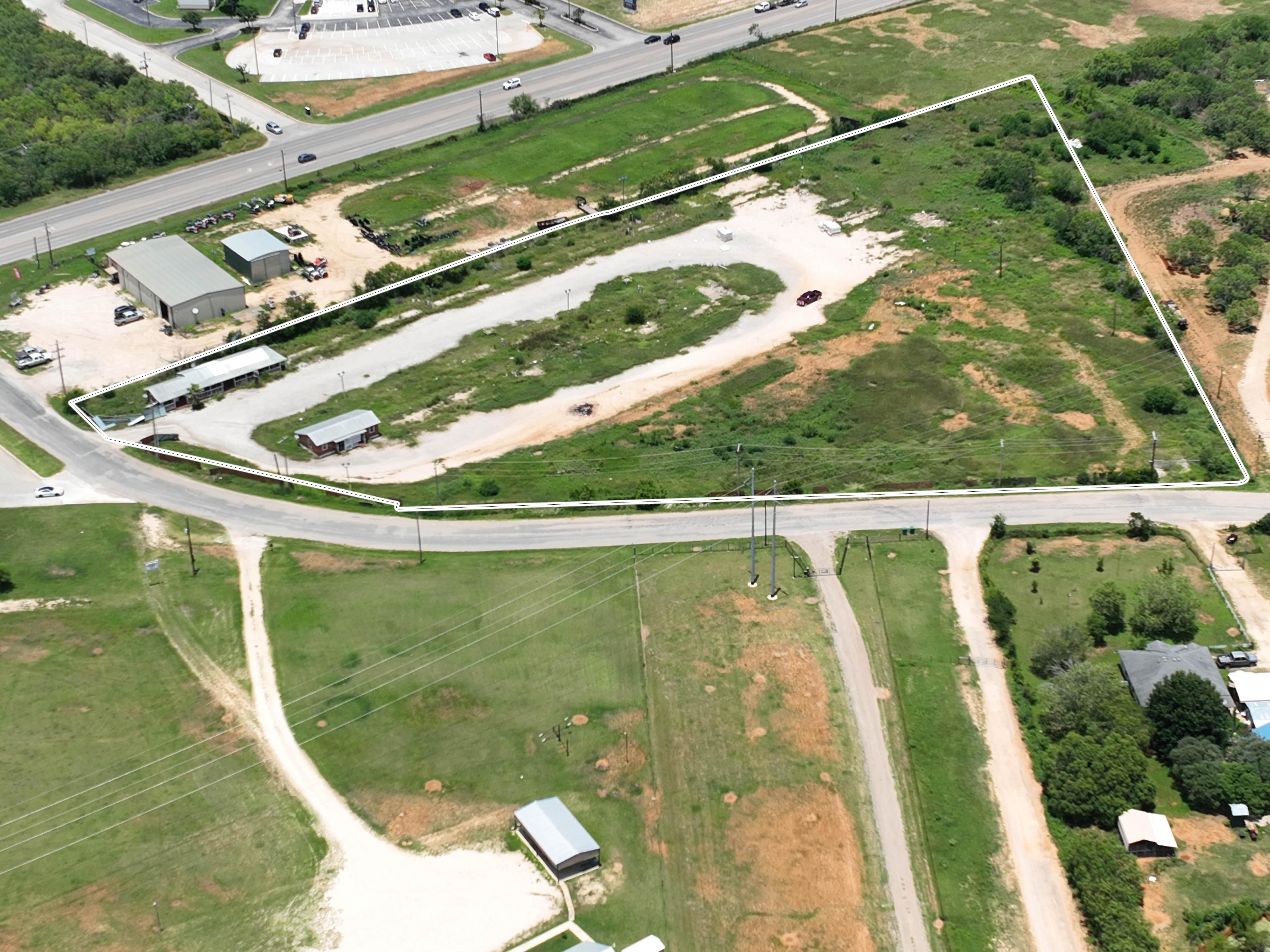 5.8 acres in Jourdanton, TX, 78026