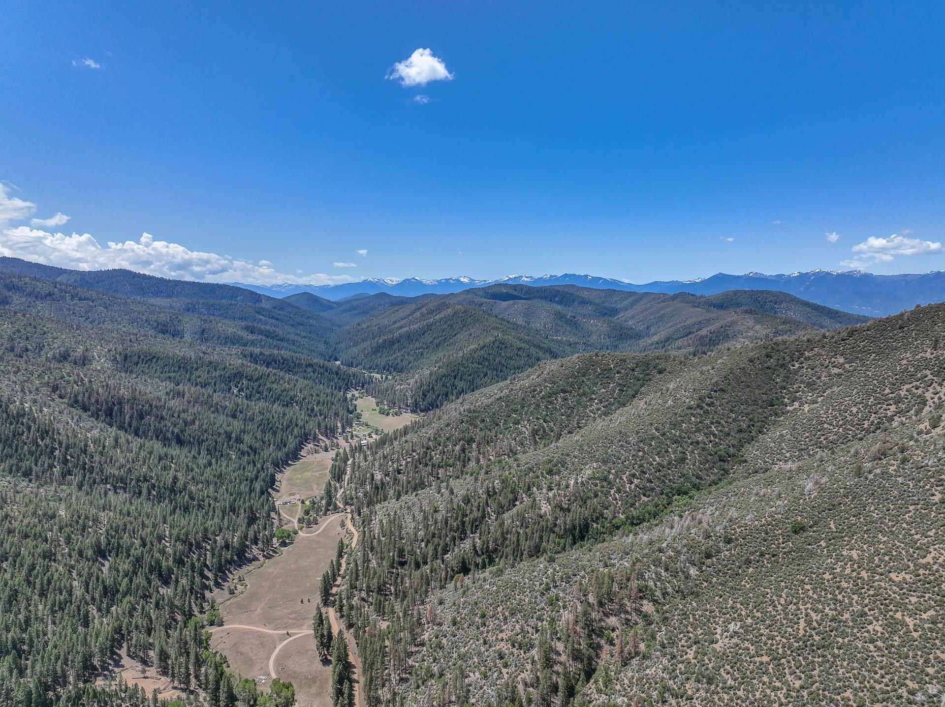 340 acres in Siskiyou County, California
