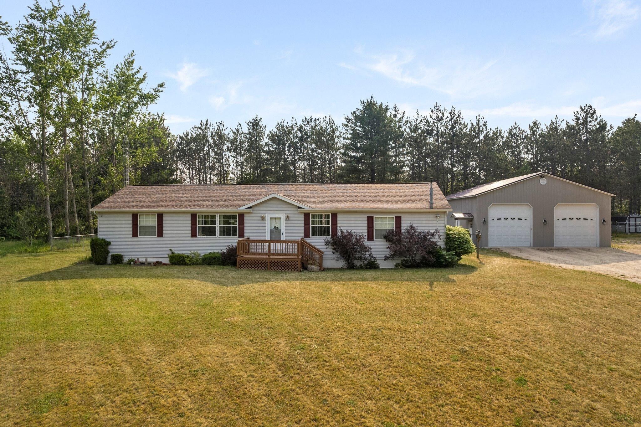 1.5 acres in Charlevoix County, Michigan