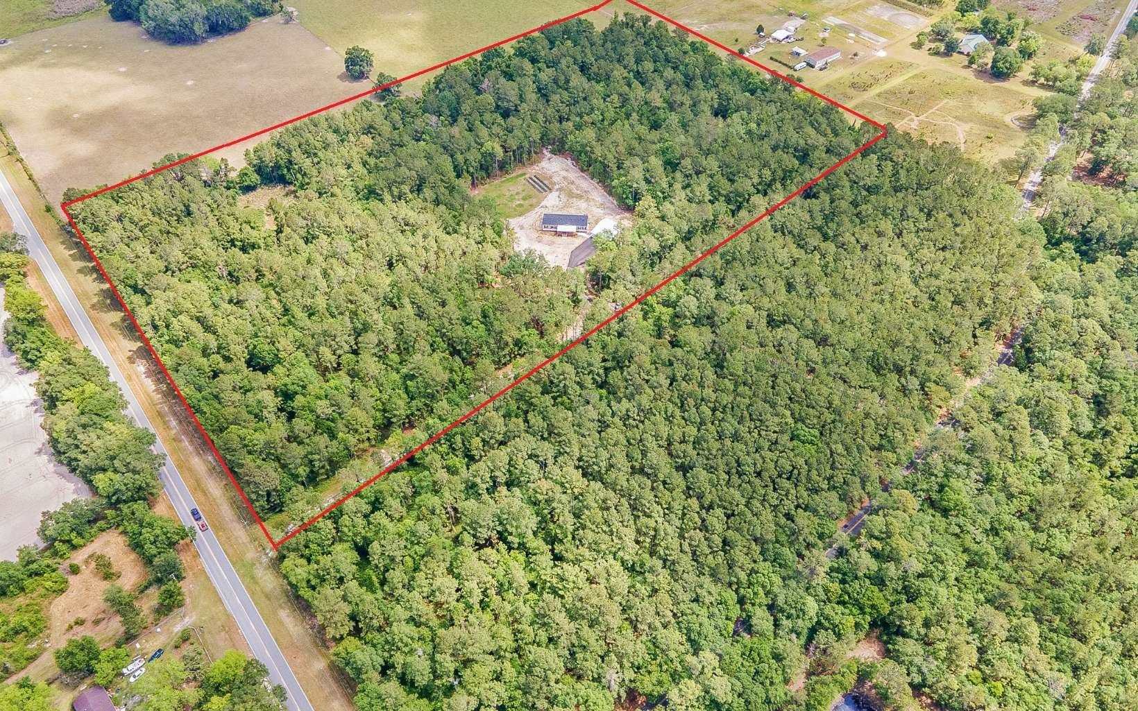 24.66 acres in Columbia County, Florida