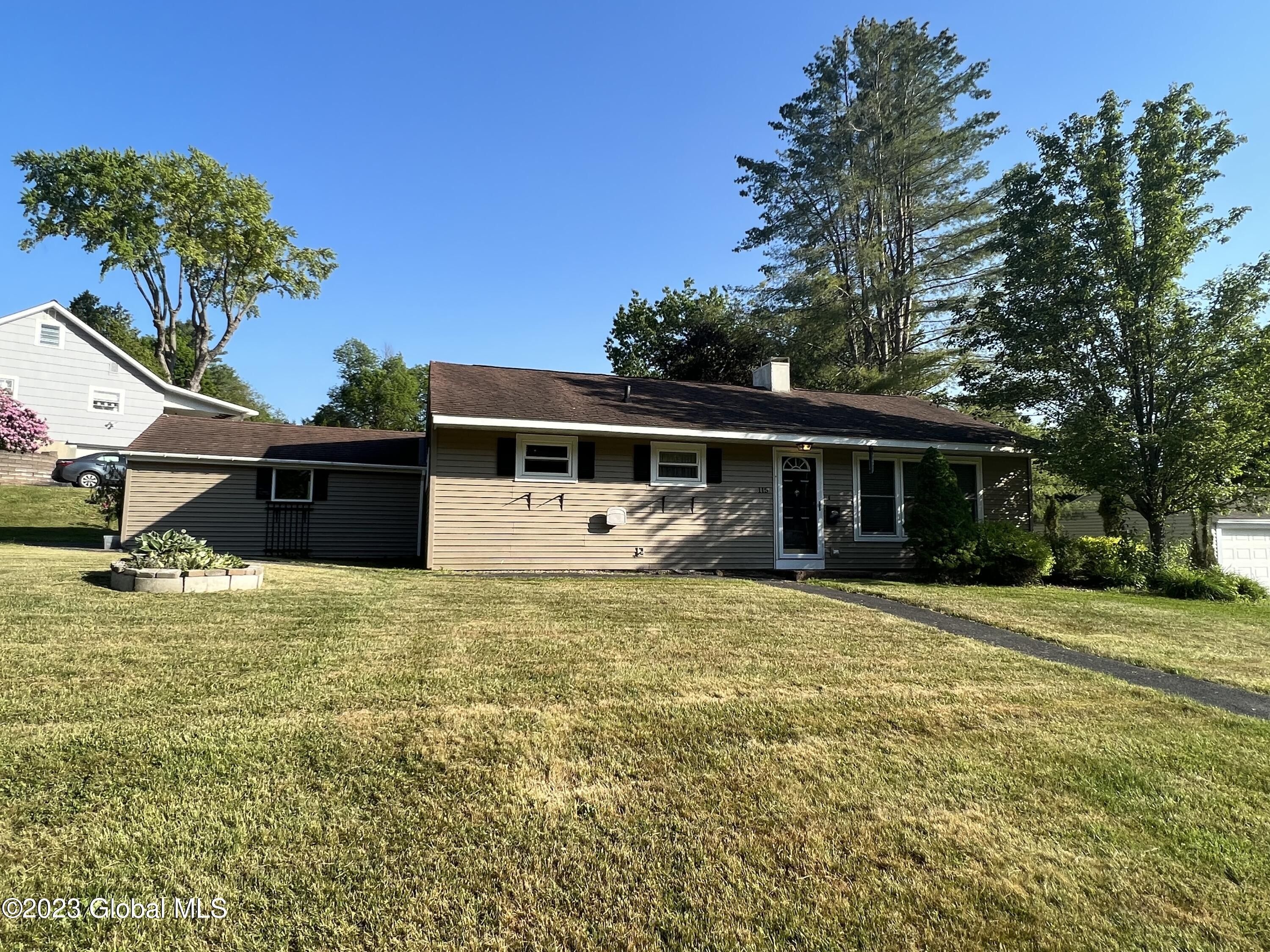 0.25 acres in Montgomery County, New York