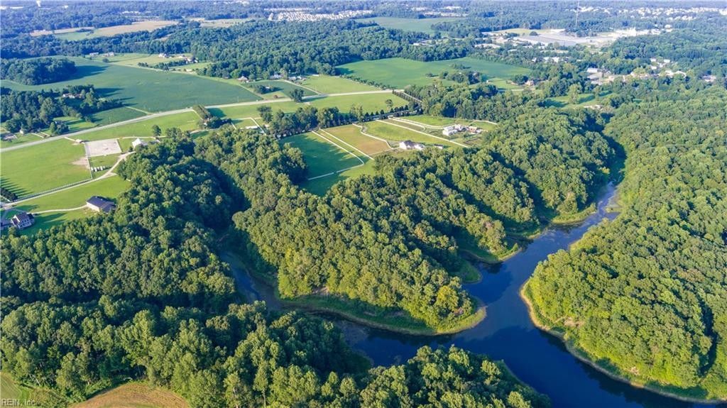 10 acres in James City County, Virginia