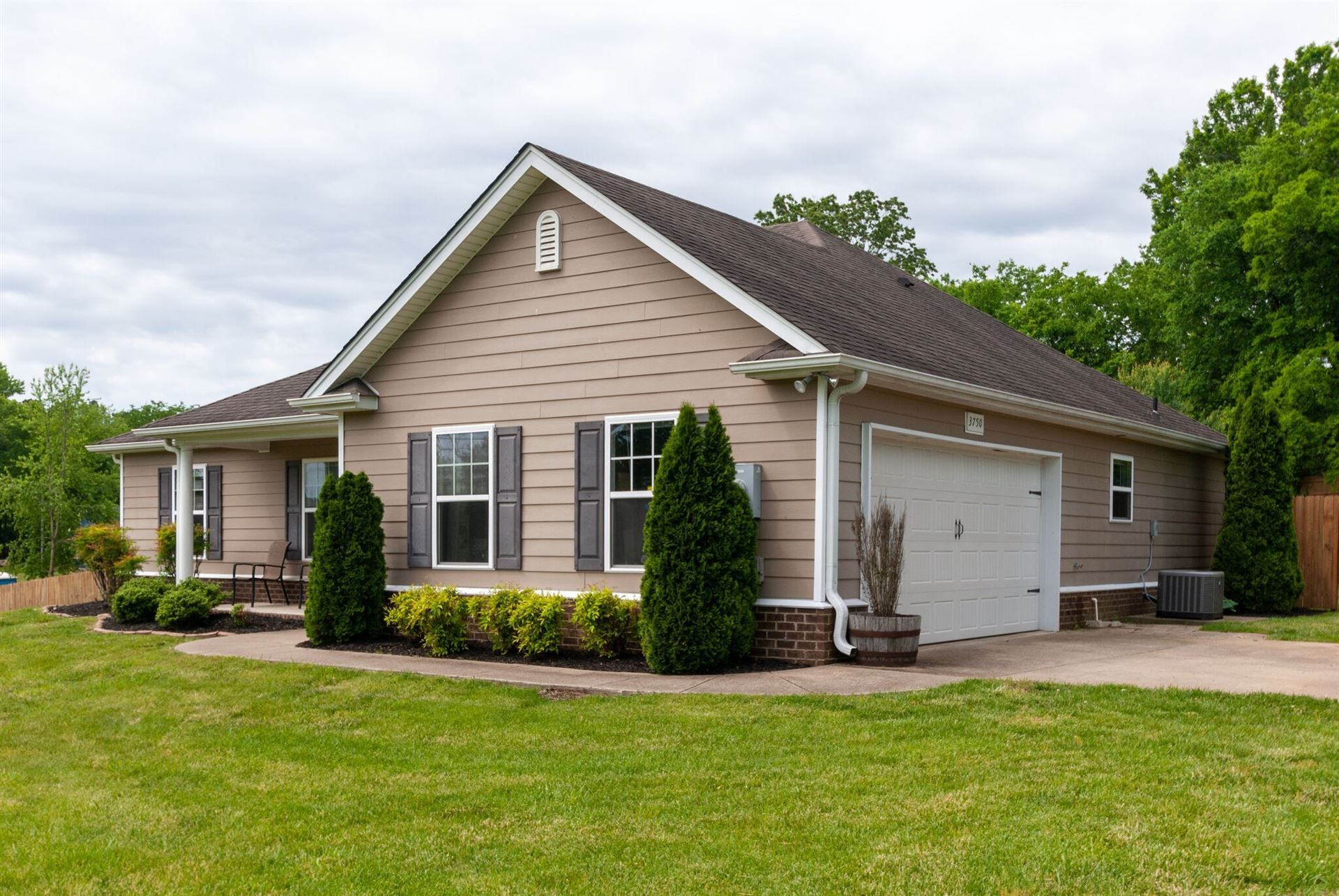 1 acres in Maury County, Tennessee