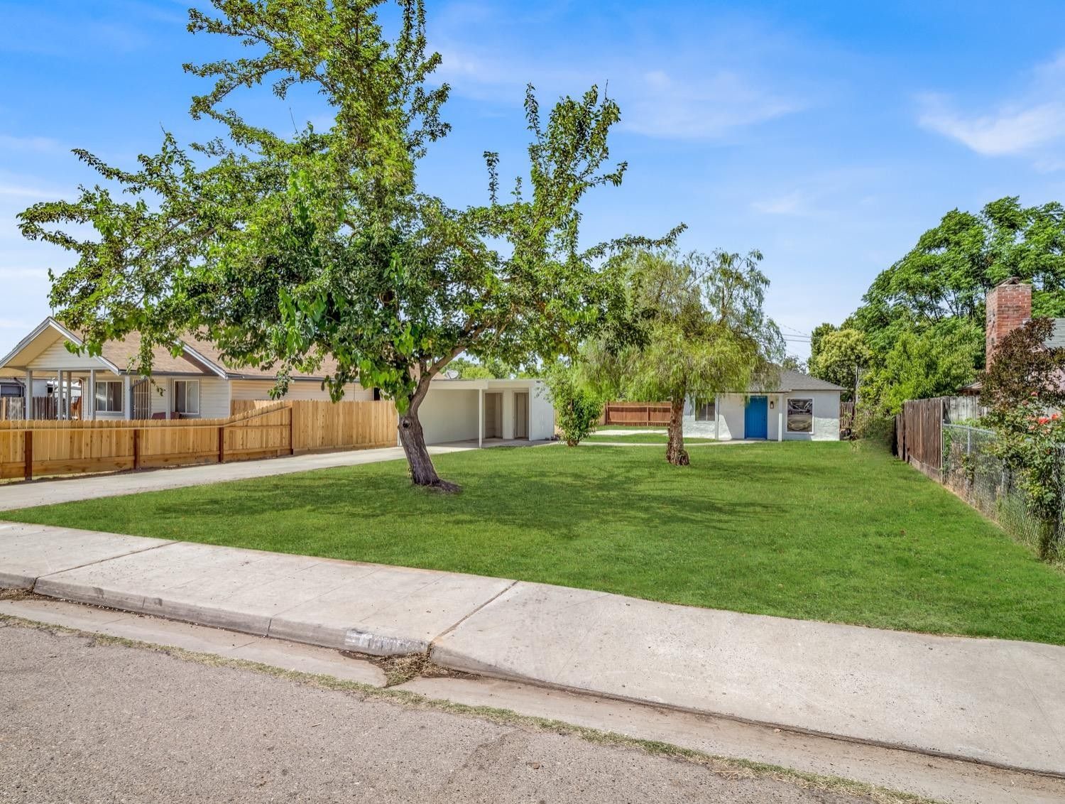 Single Family Residence Fresno, CA