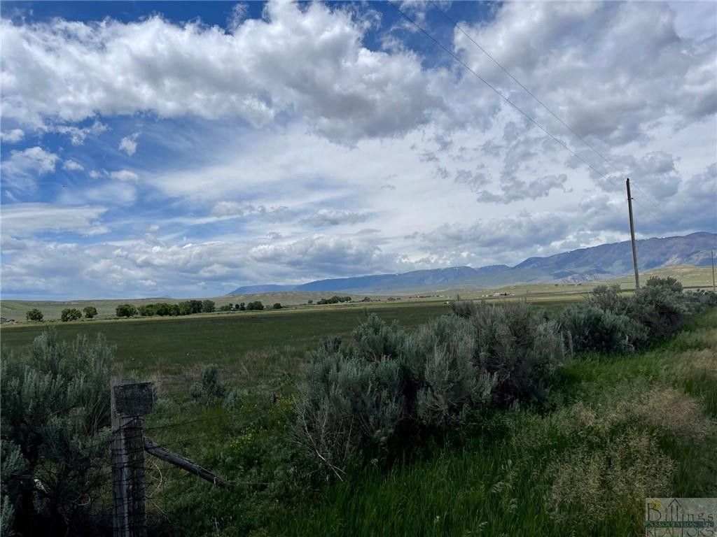 20 acres in Carbon County, Montana