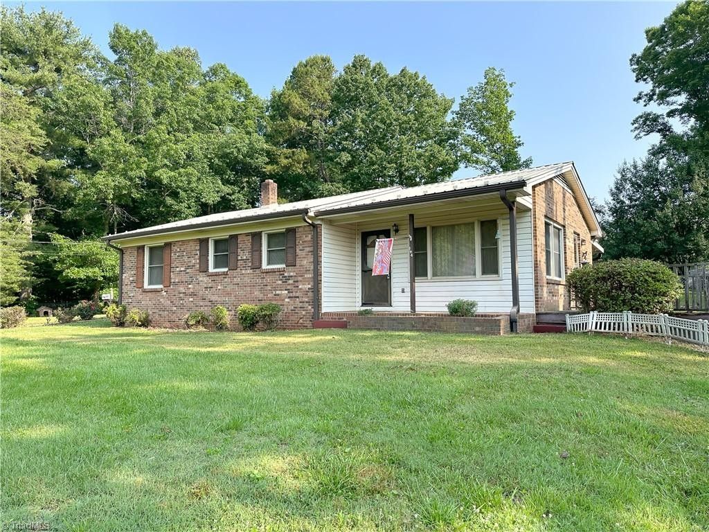 1.65 acres in Surry County, North Carolina