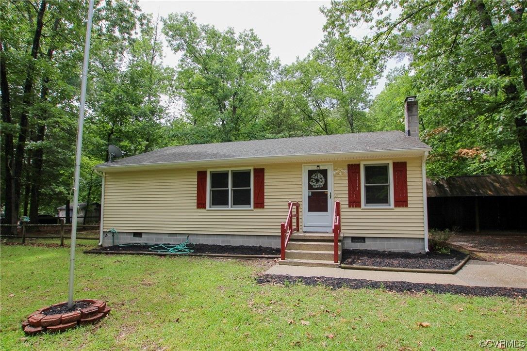 1.04 acres in King William County, Virginia