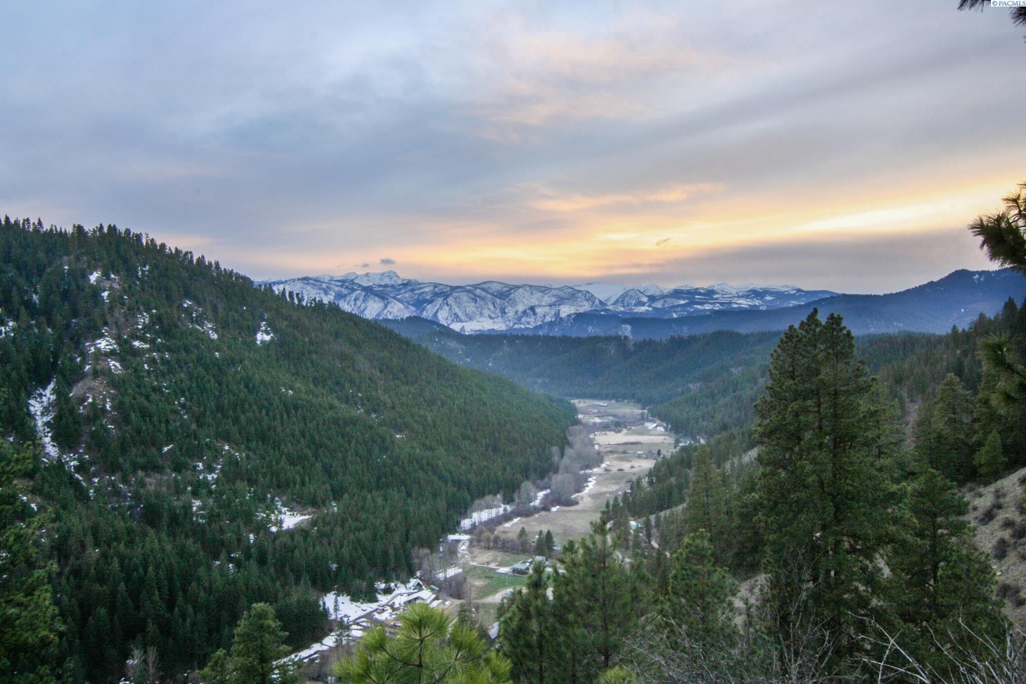 81.98 acres in Chelan County, Washington