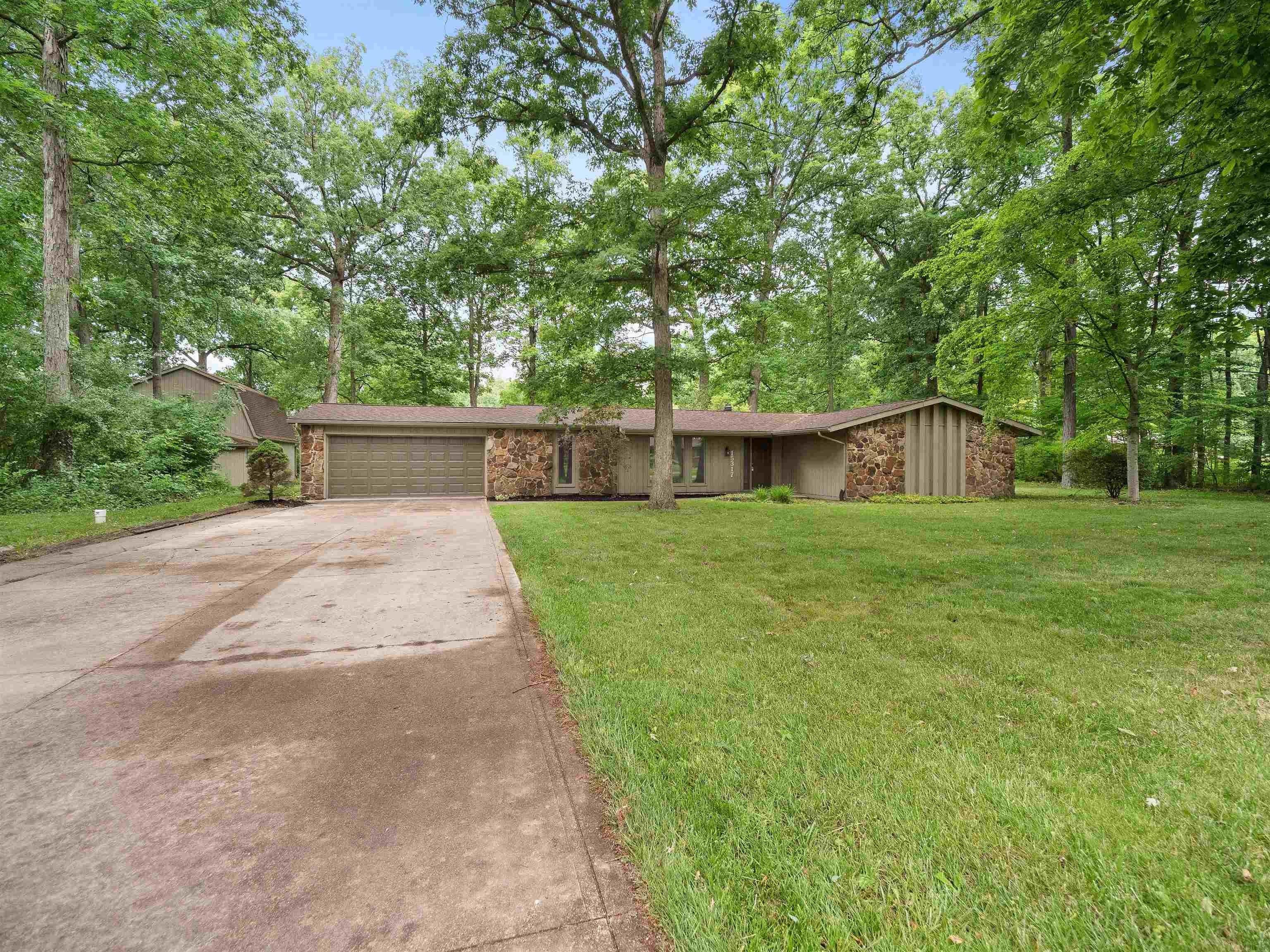 1 acres in Allen County, Indiana