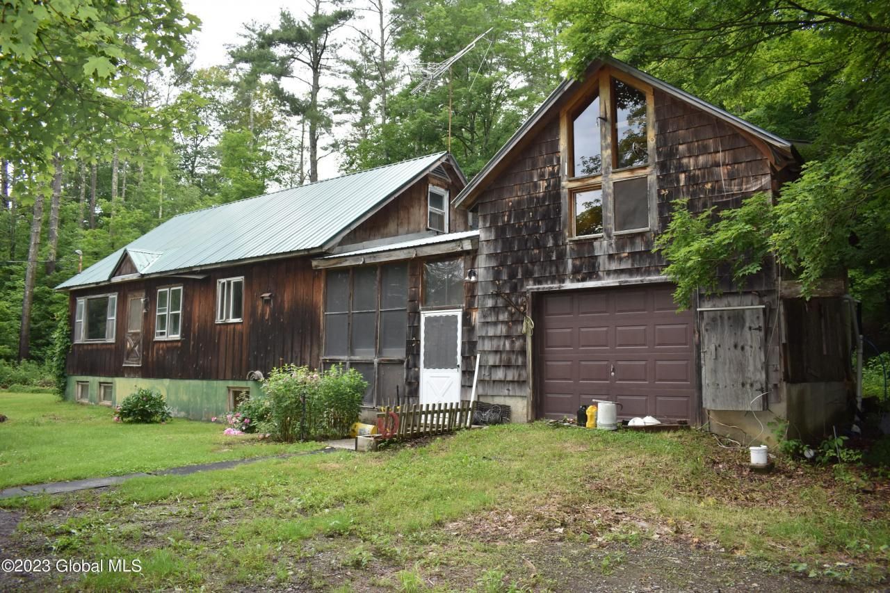 6.85 acres in Washington County, New York