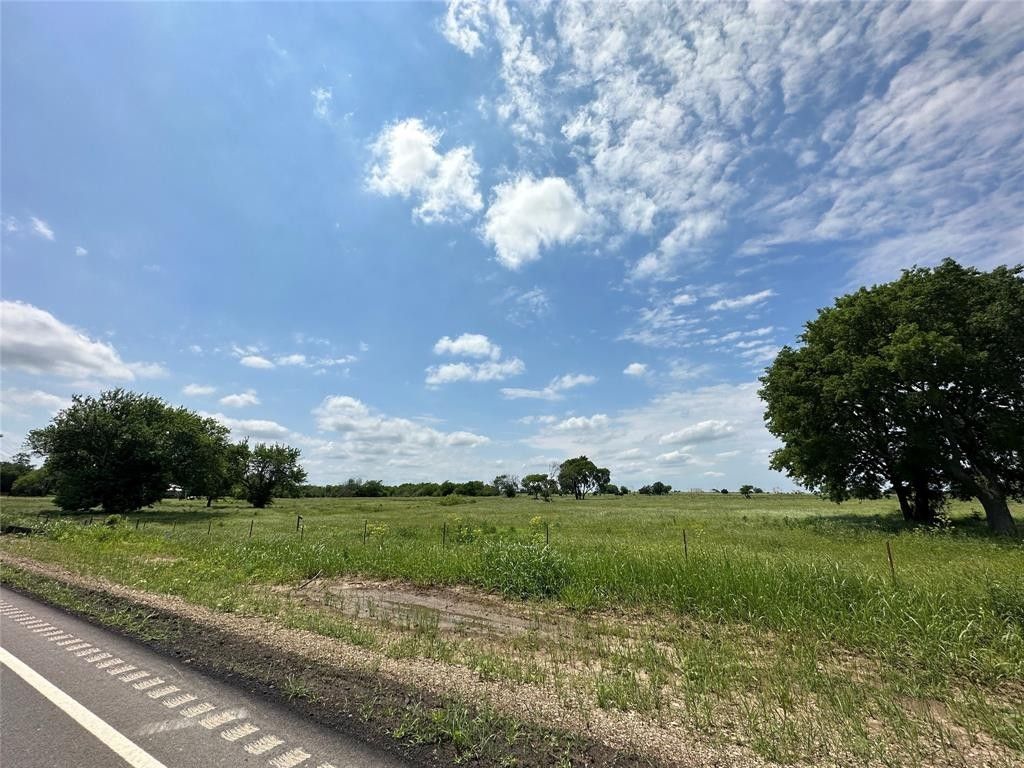 5.81 acres in Cooke County, Texas