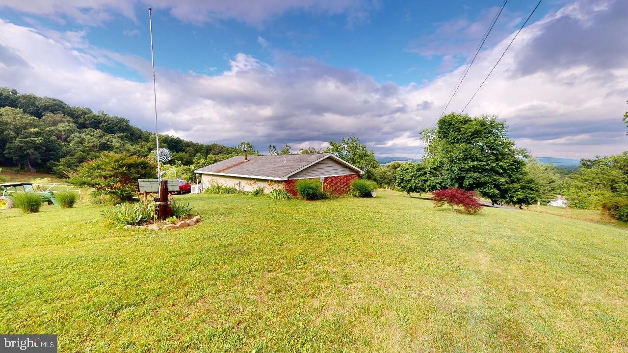 5.55 acres in Hampshire County, West Virginia