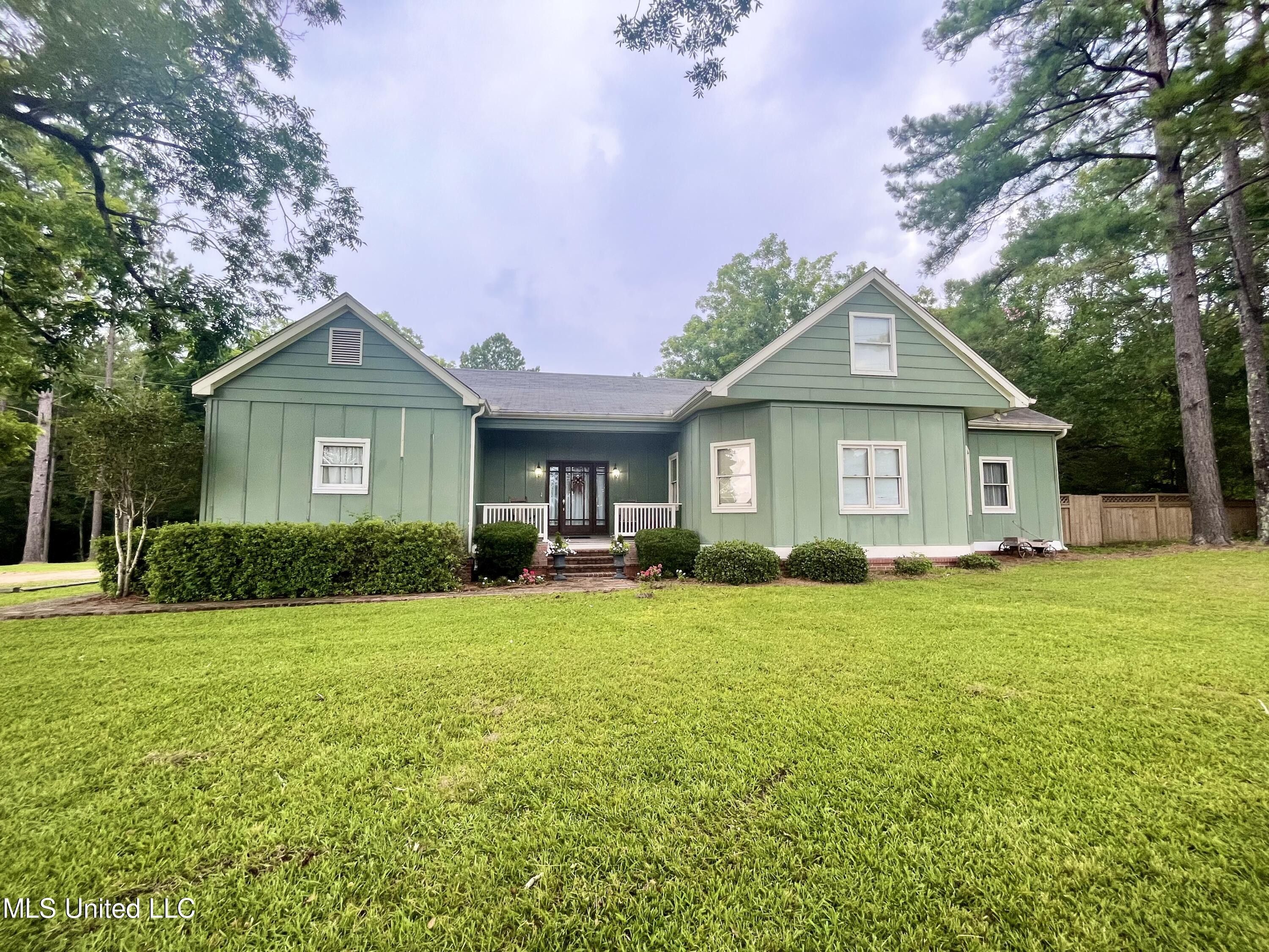 9 acres in Copiah County, Mississippi