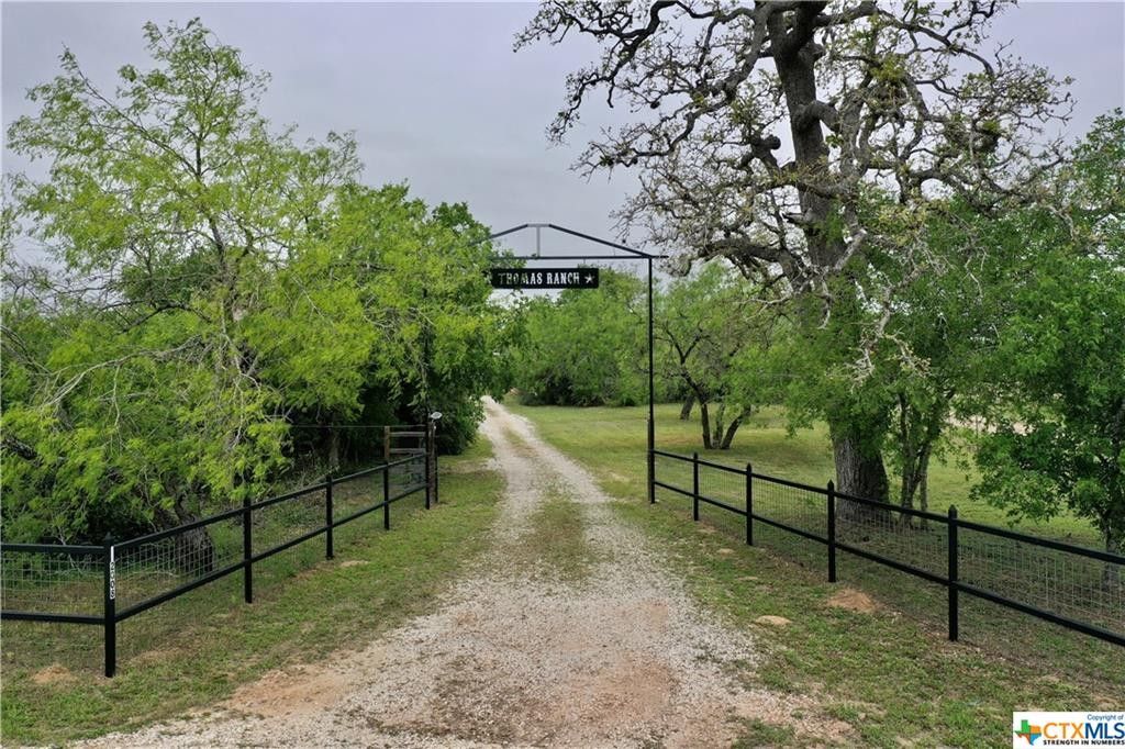 10.08 acres in Dewitt County, Texas