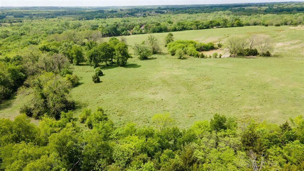 15 acres in Grayson County, Texas