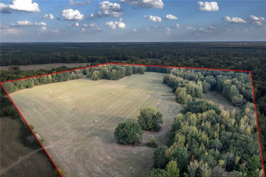 40 acres in McCurtain County, Oklahoma