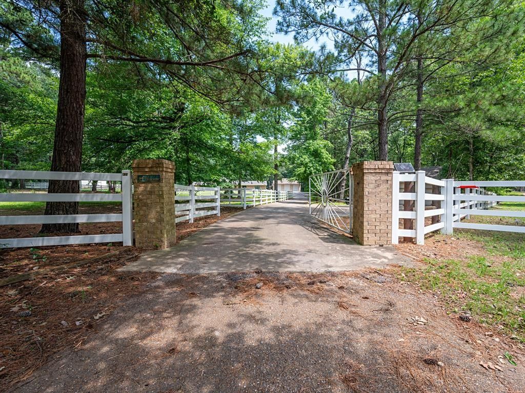 6 acres in Gregg County, Texas