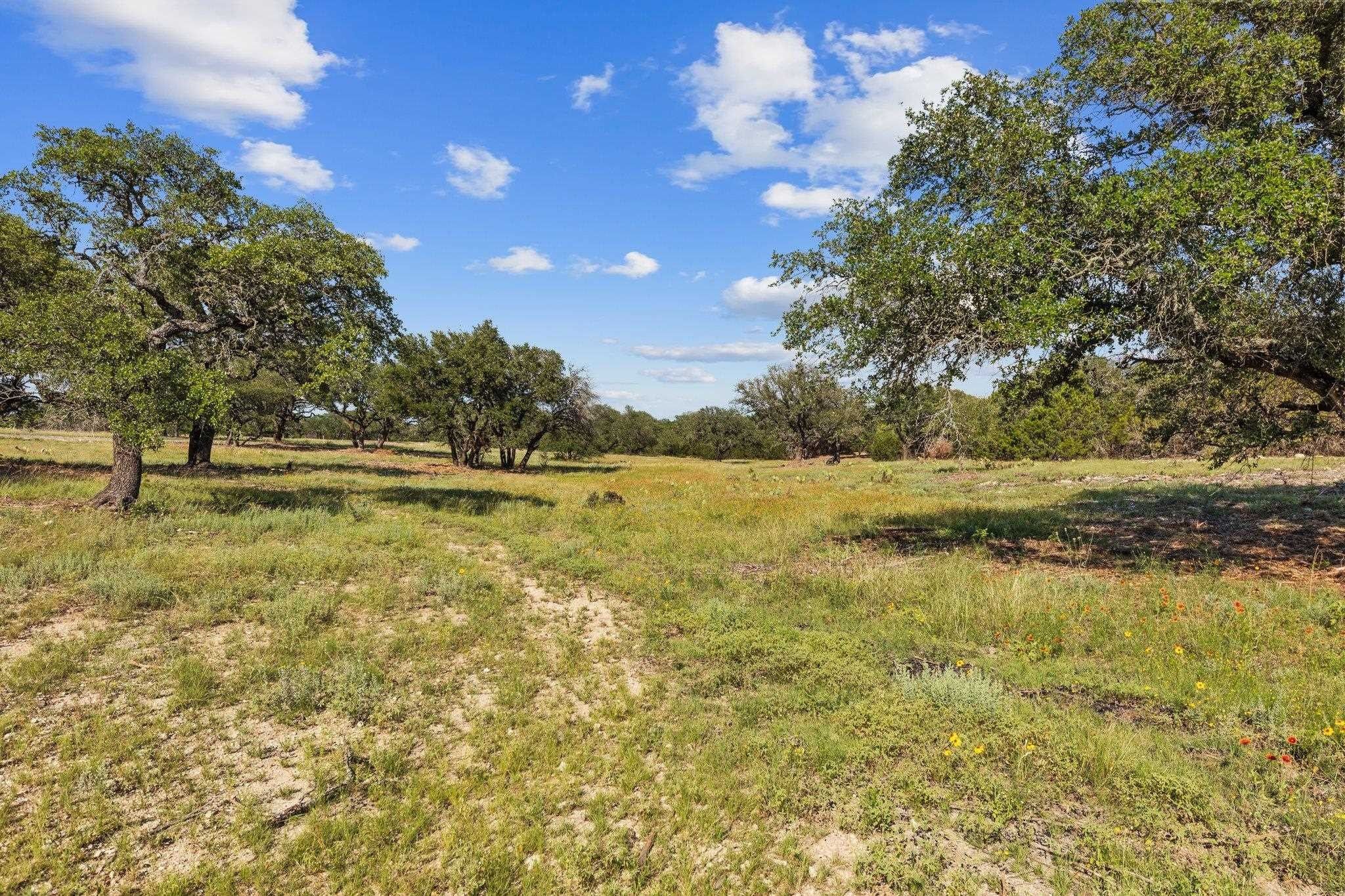 10 acres in County, Texas