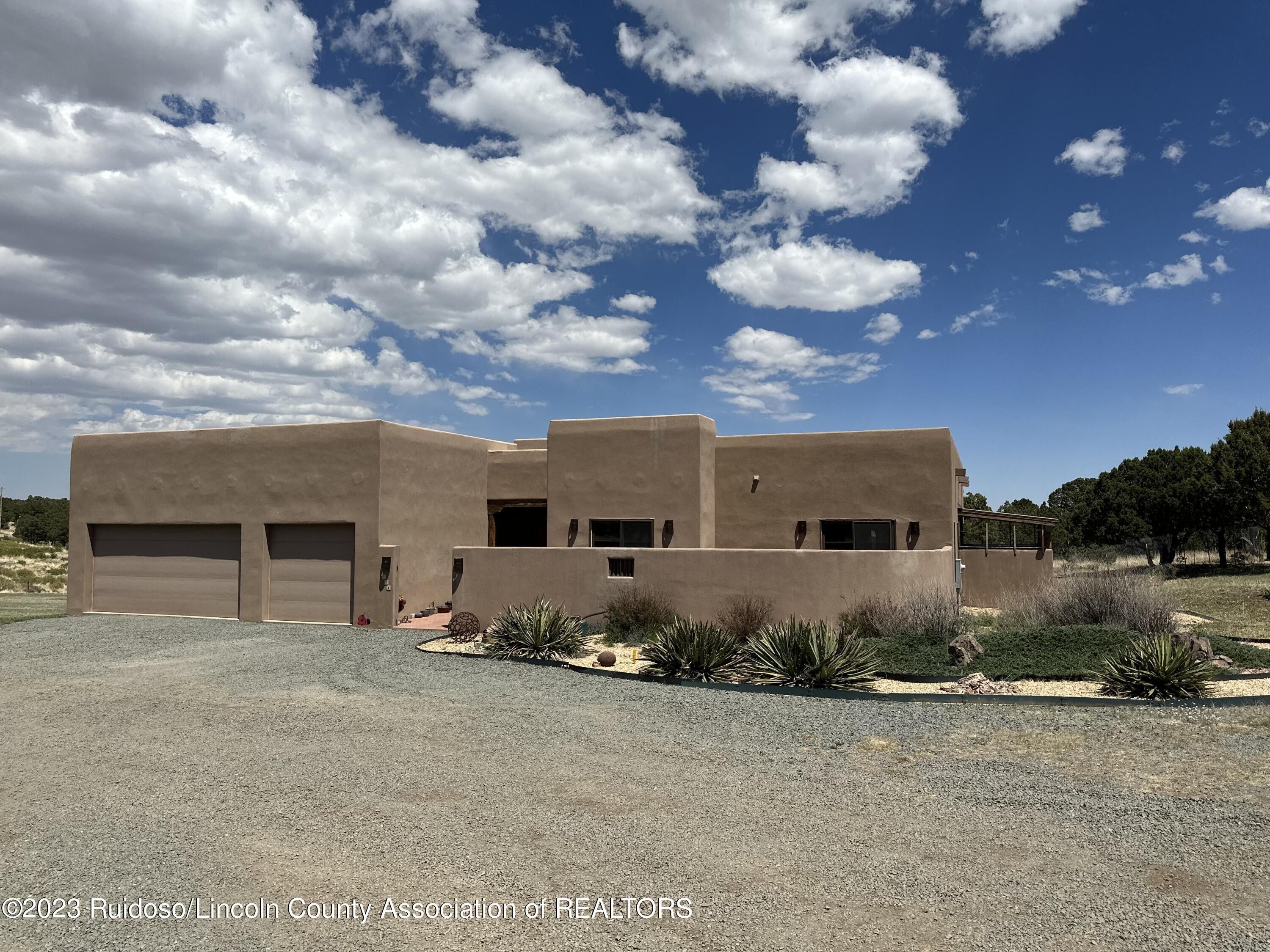 10 acres in Lincoln County, New Mexico