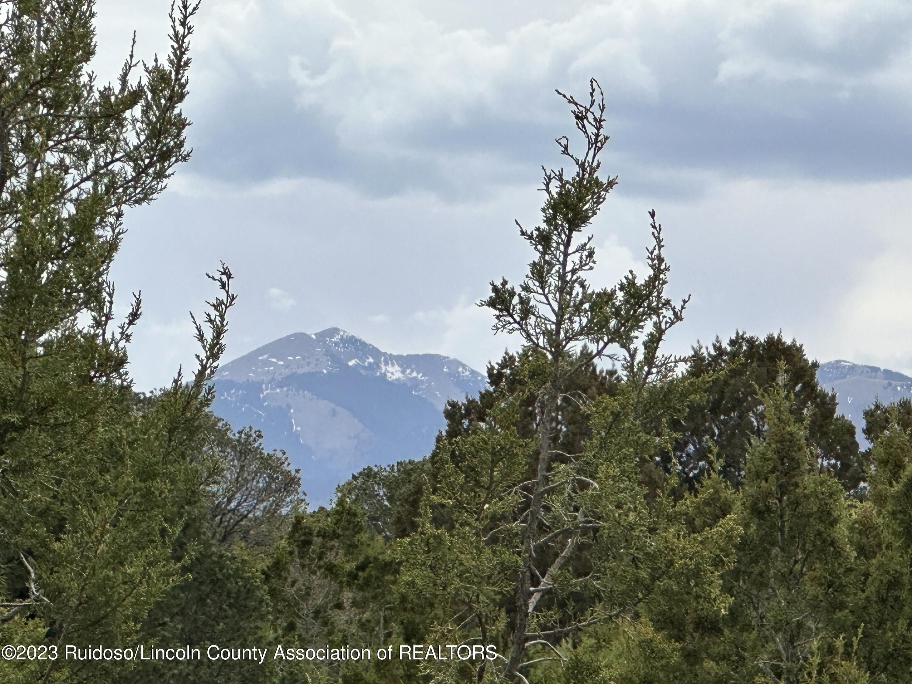 5 acres in Lincoln County, New Mexico