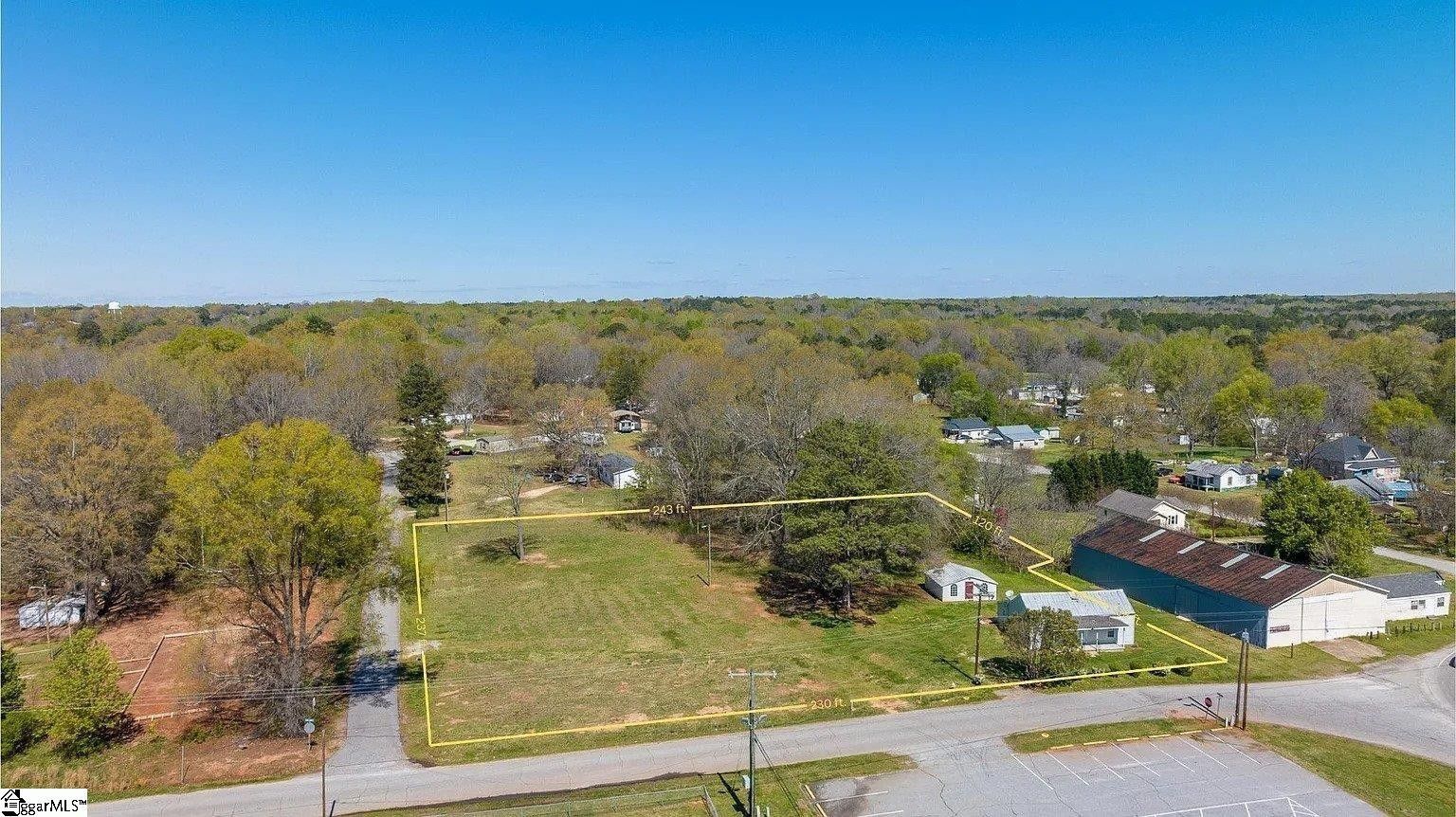 1.3 acres in Laurens County, South Carolina