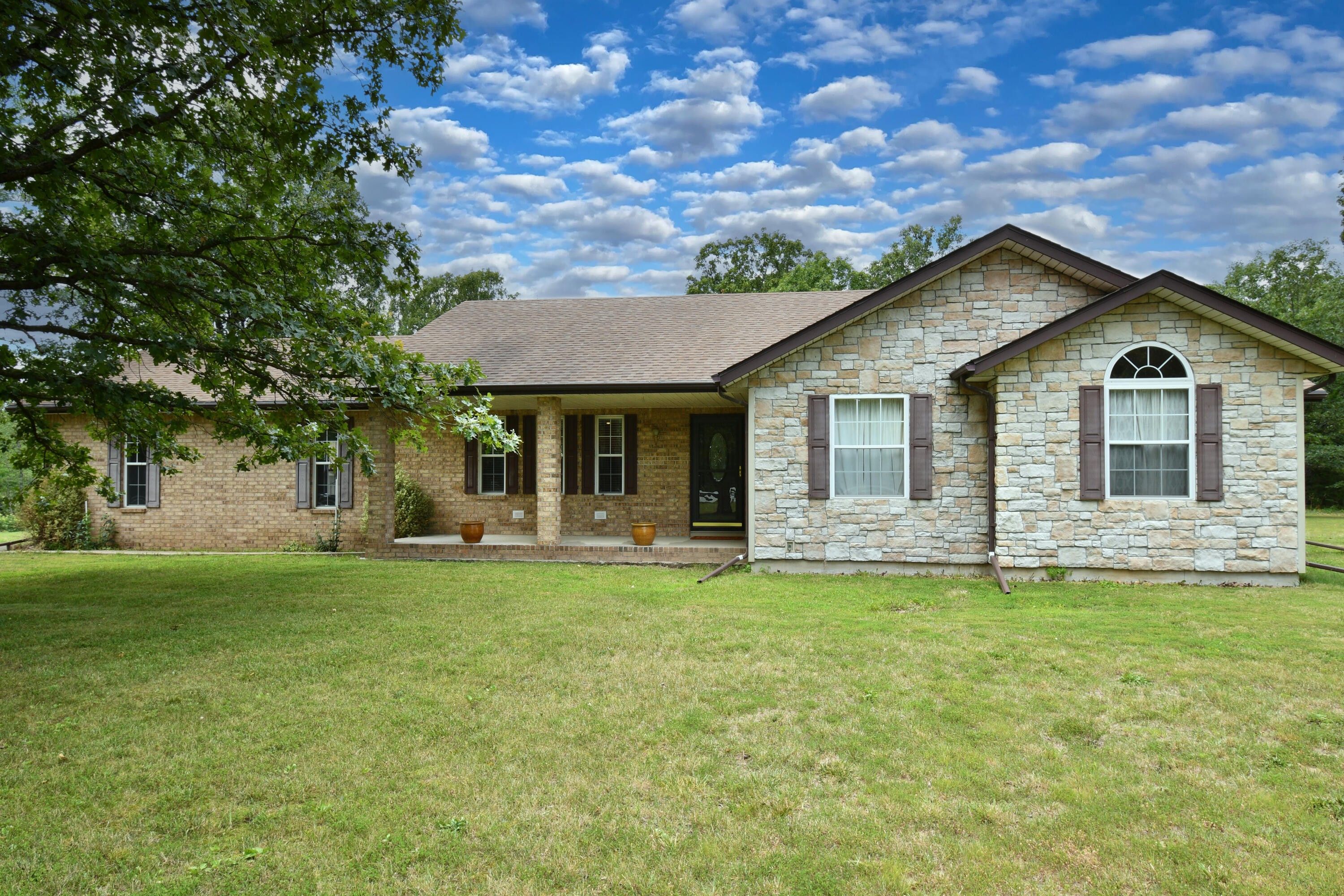 5 acres in ster County, Missouri