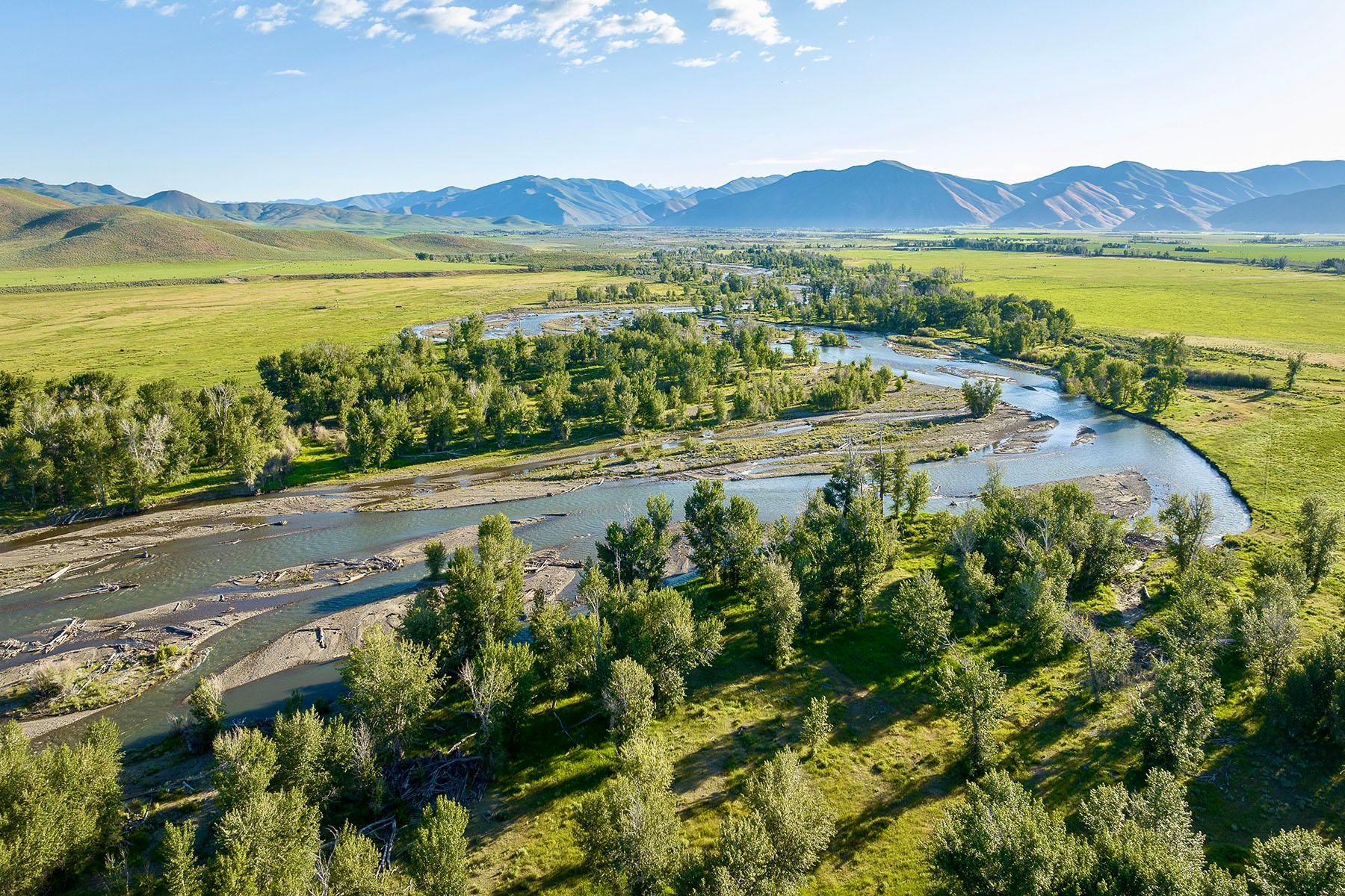 4,654 acres in Bellevue, ID, 83313