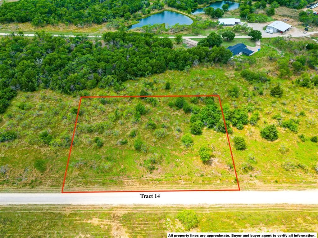 2.01 acres in Navarro County, Texas