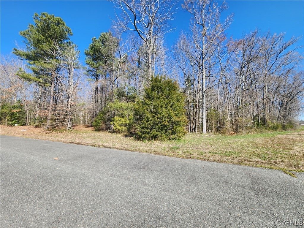 4.8 acres in King William County, Virginia