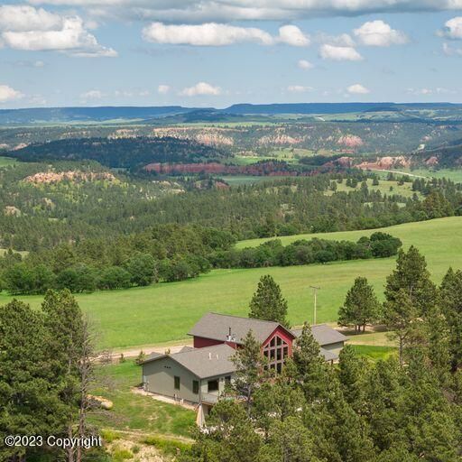 37 Klondike Rd, Hulett, WY 82720 MLS 23673