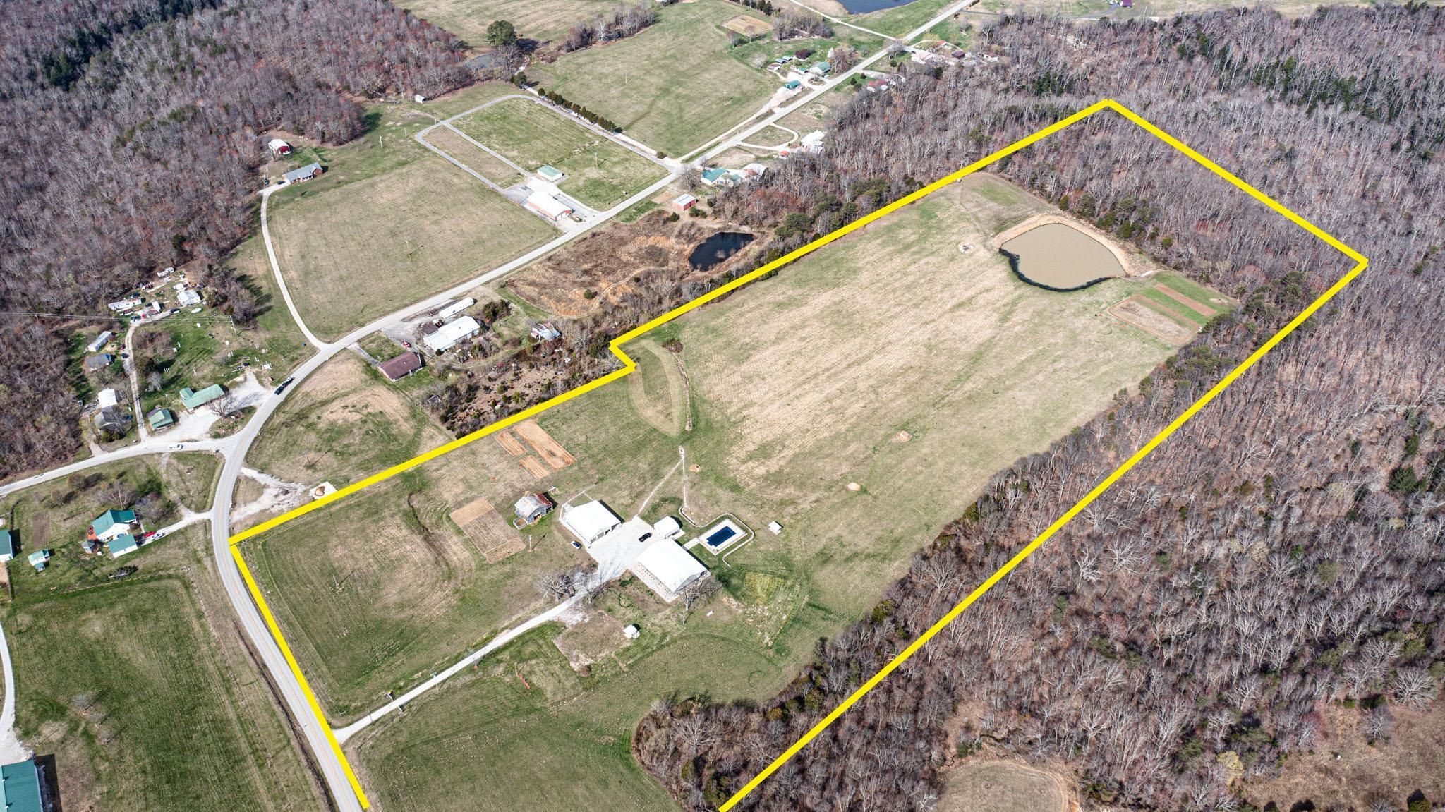 44 acres in Edmonson County, Kentucky