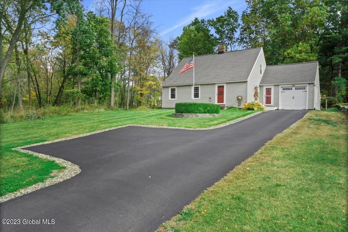 1.36 acres in Saratoga County, New York