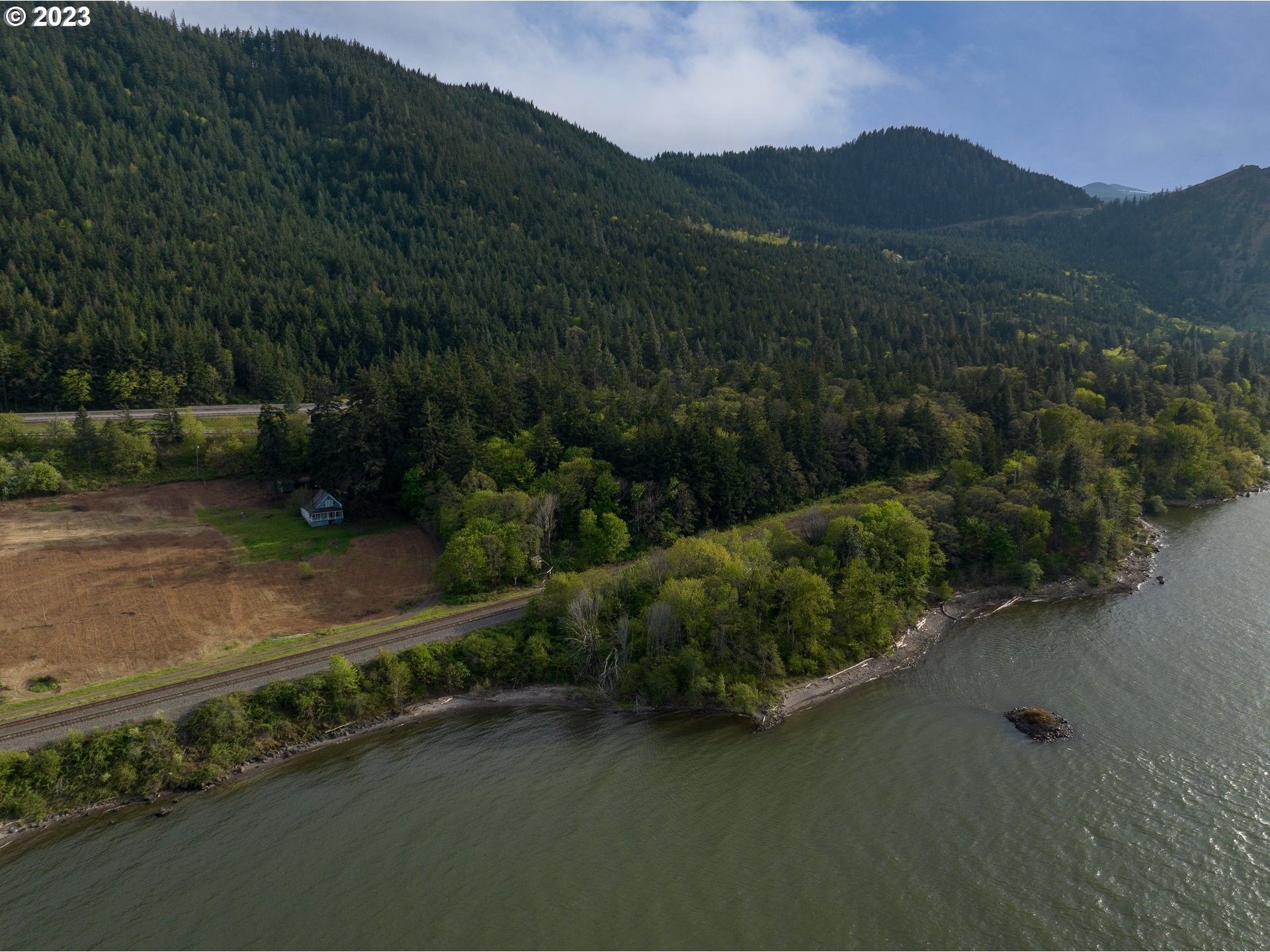 52.11 acres in Hood River County, Oregon