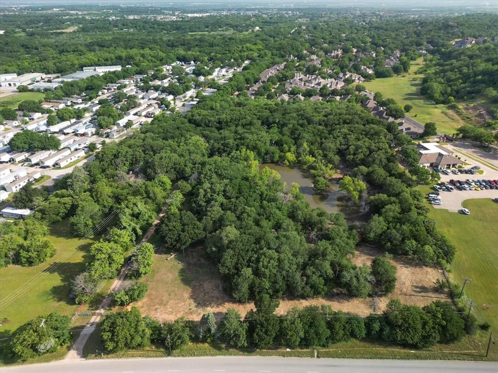 5.51 acres in Tarrant County, Texas