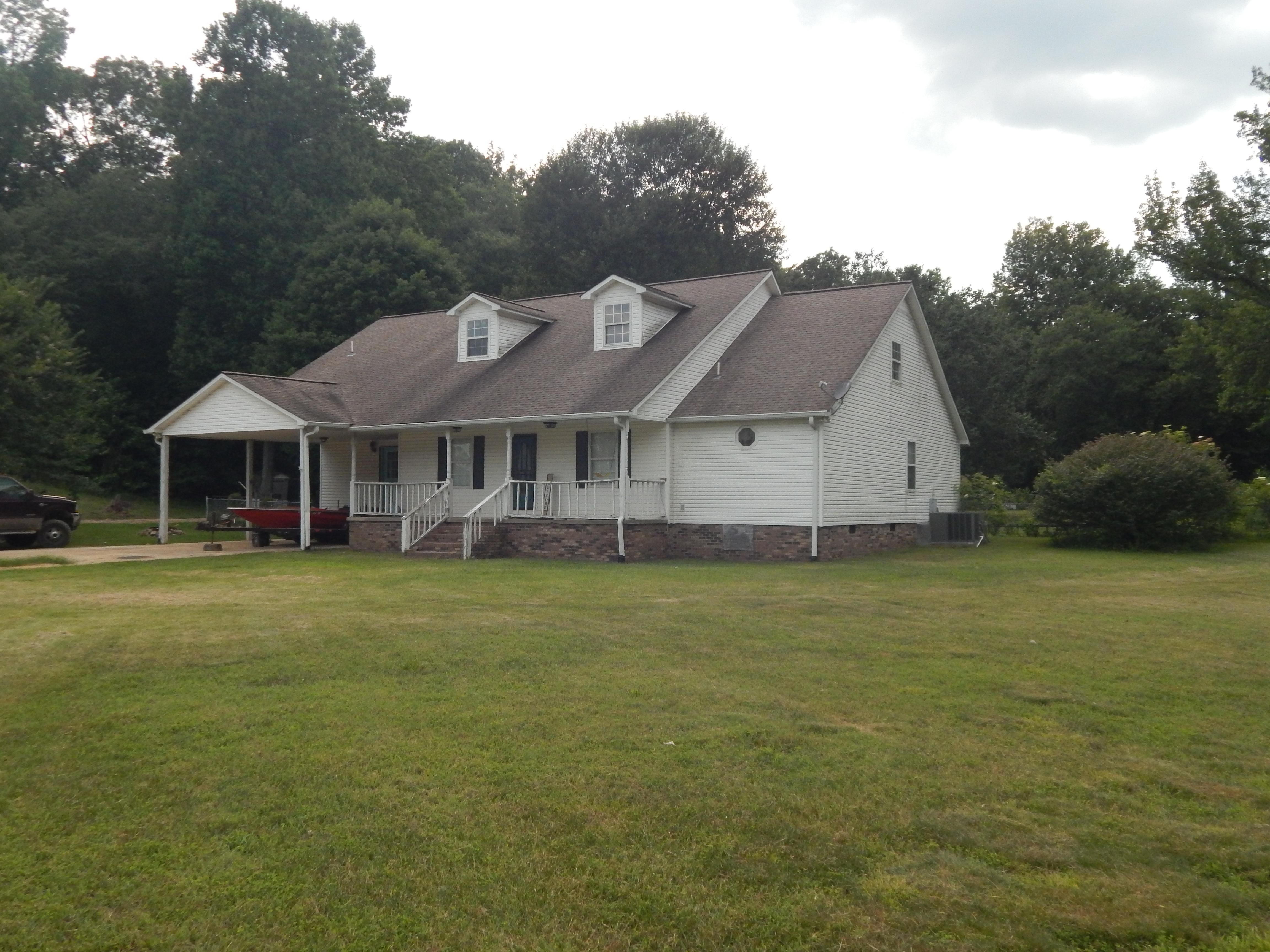 15 acres in Wayne County, Tennessee