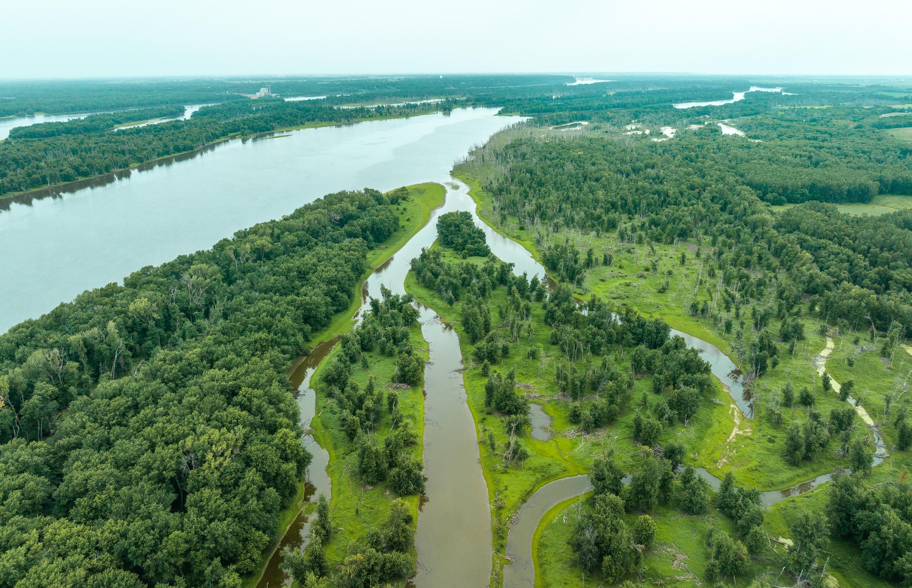 241.51 acres in Henderson County, Illinois