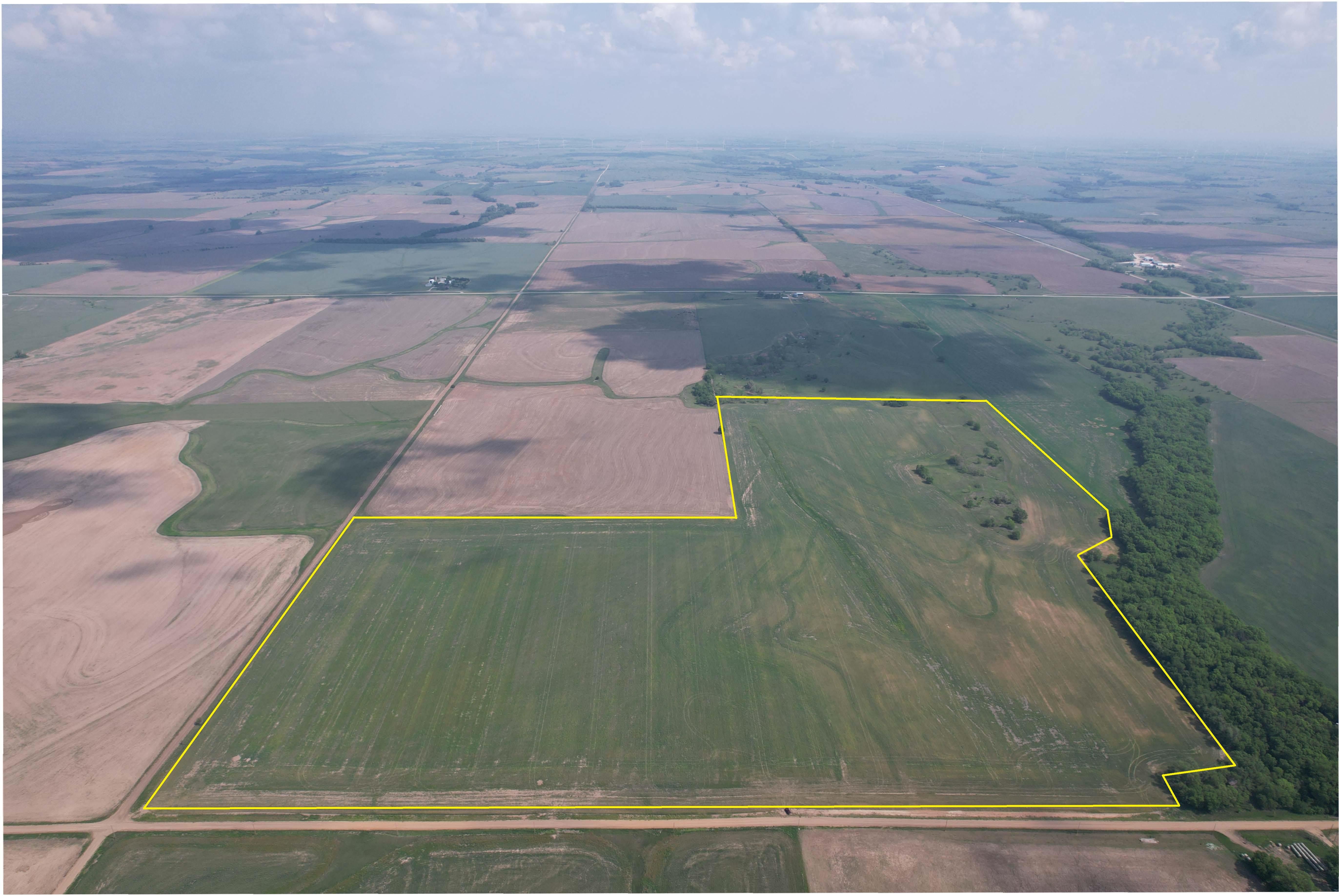 110 acres in Delphos, KS, 67436