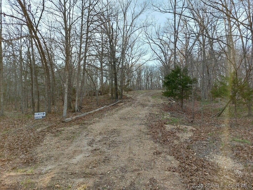 7 acres in County, Missouri