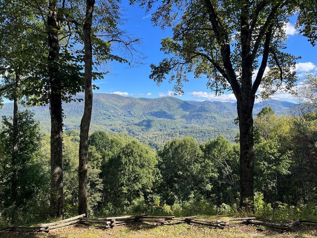 12.73 acres in Jackson County, North Carolina