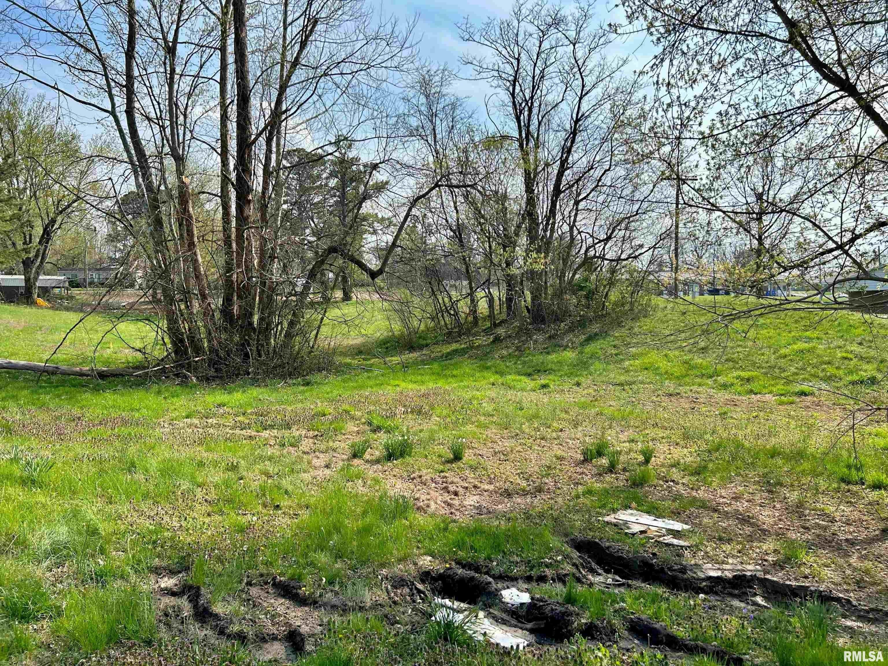 2 acres in Pope County, Illinois