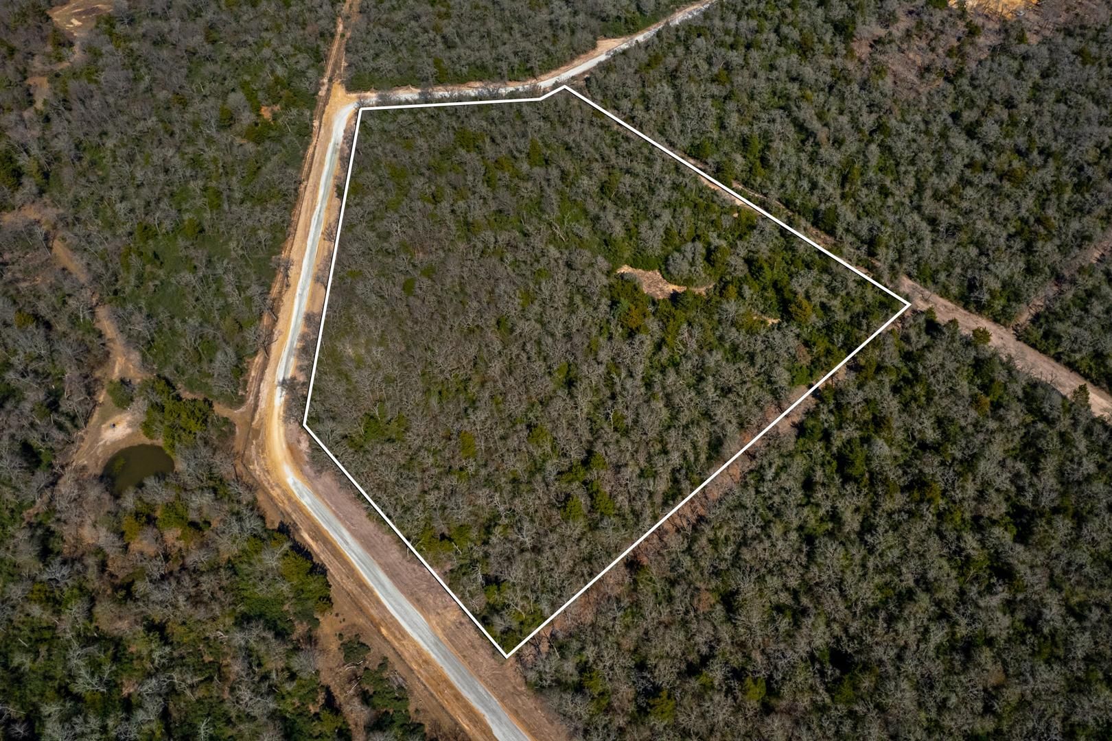 10.02 acres in Robertson County, Texas