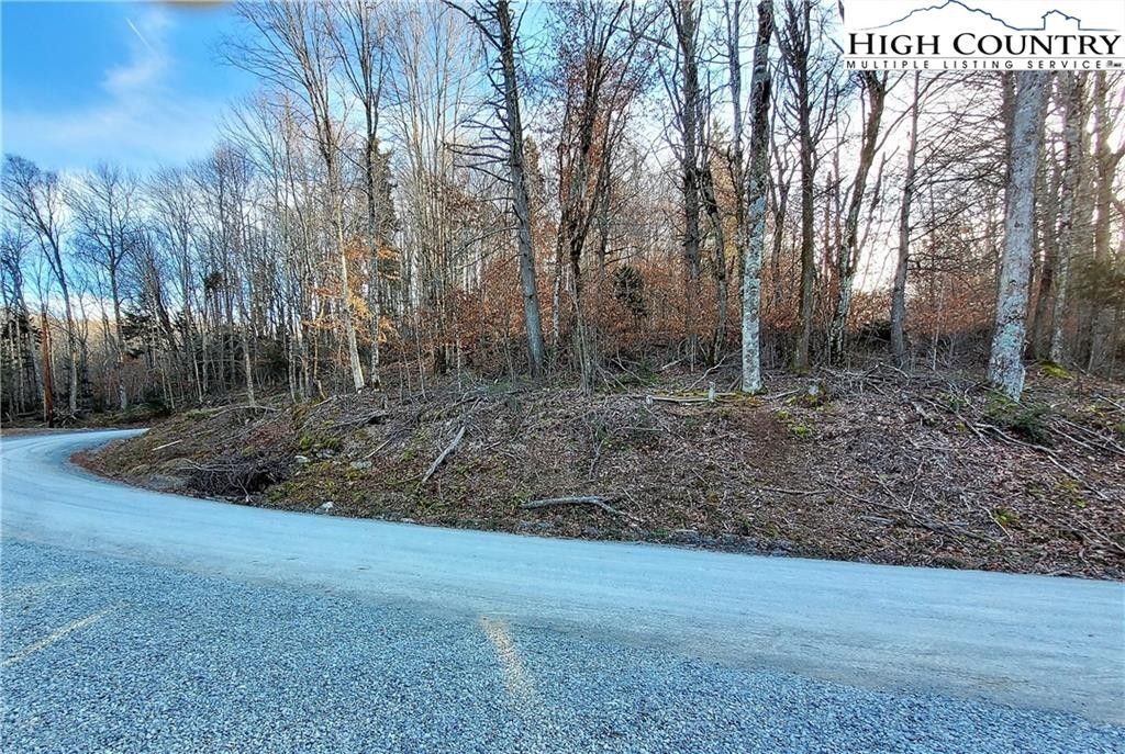 1 acres in Watauga County, North Carolina